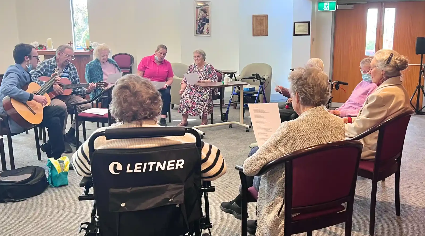 strumtree australia is a guitar class for senior citizens (18)